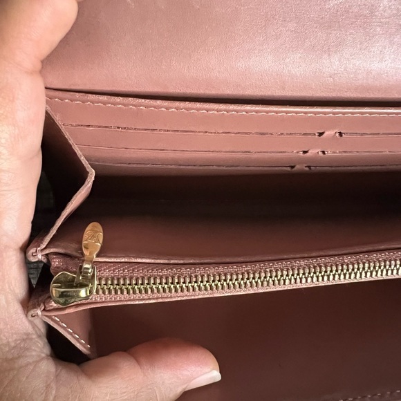 Louis Vuitton Vernis Sarah Limited Edition Monogram Floral wallet - Picture 4 of 5